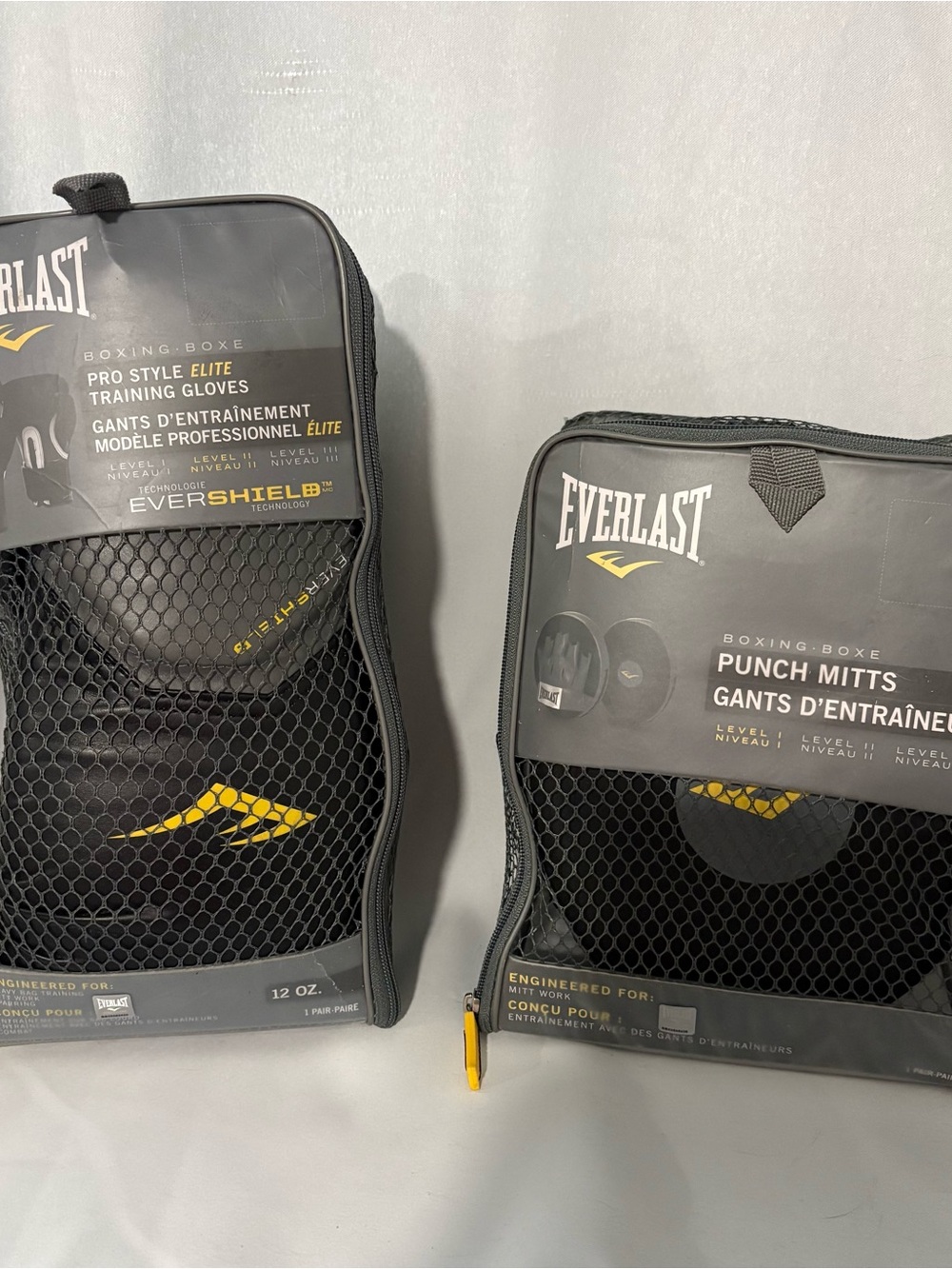 Everlast Black and Yellow Boxing Gloves & Punch Mitts Set 12oz New!